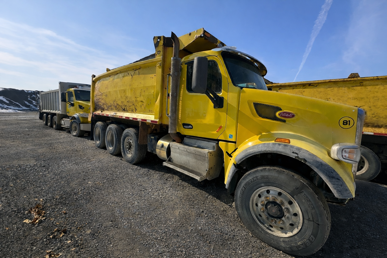 2017 PETERBILT 567 - view 3 of 49